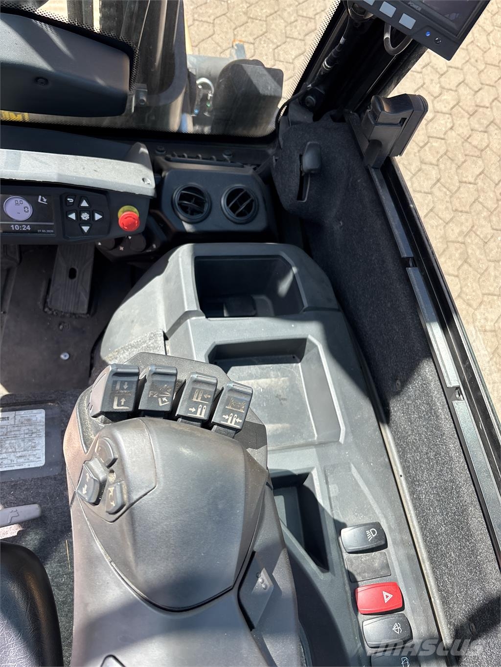 Mitsubishi FB35AN Electric forklifts