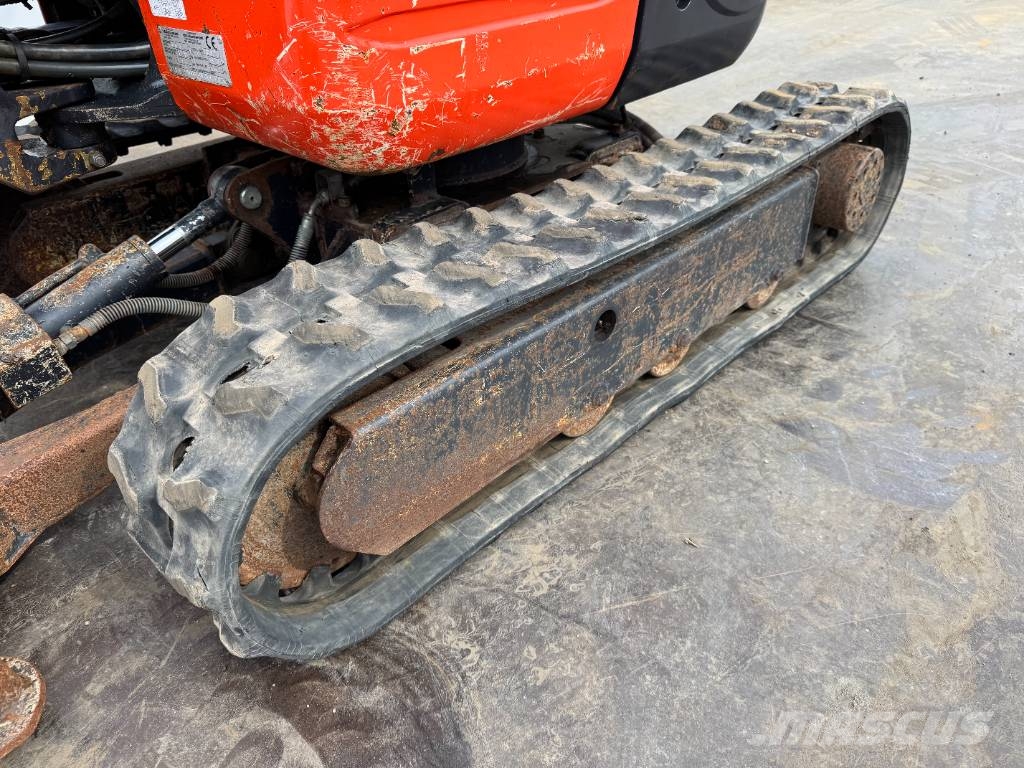 Kubota U10-3 - Hydr. Undercarriage / Hammer Lines Miniescavadeiras < 7t (Mini escavadeiras)