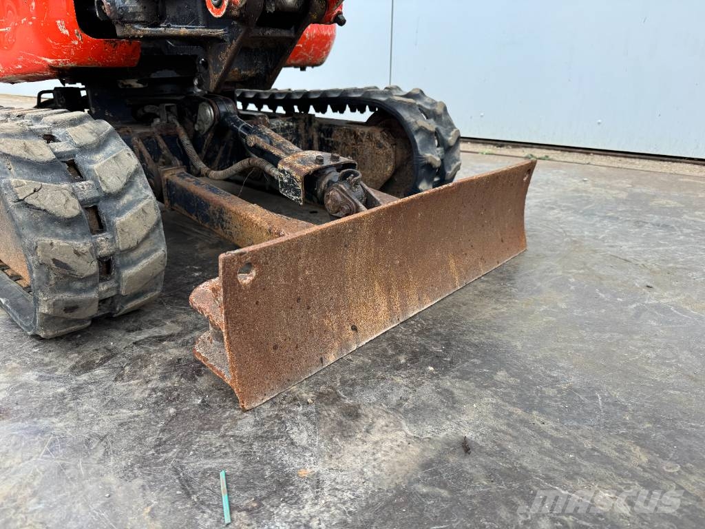 Kubota U10-3 - Hydr. Undercarriage / Hammer Lines Miniescavadeiras < 7t (Mini escavadeiras)