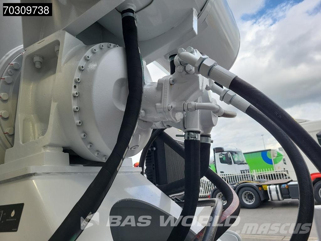 Mercedes-Benz Arocs 4142 8X4 NEW German Registration! 12m3 Stett Betonmixers en pompen