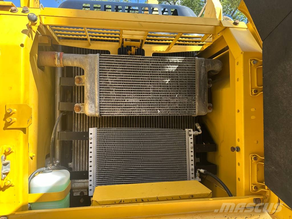 Komatsu PC 220-7 Midigraafmachines 7t - 12t