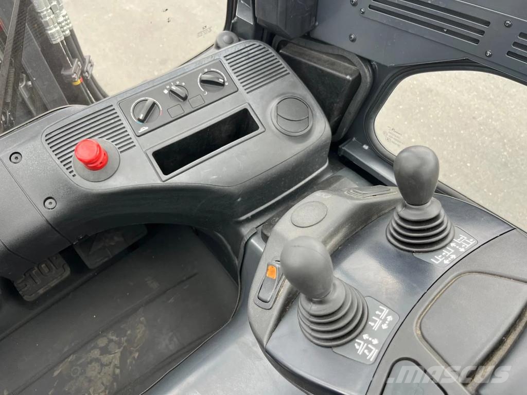 Linde E50HL-01 Elektriniai šakiniai krautuvai