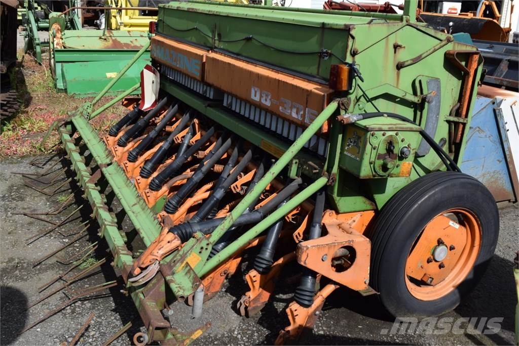 Amazone D8/30E Mechanické sejačky