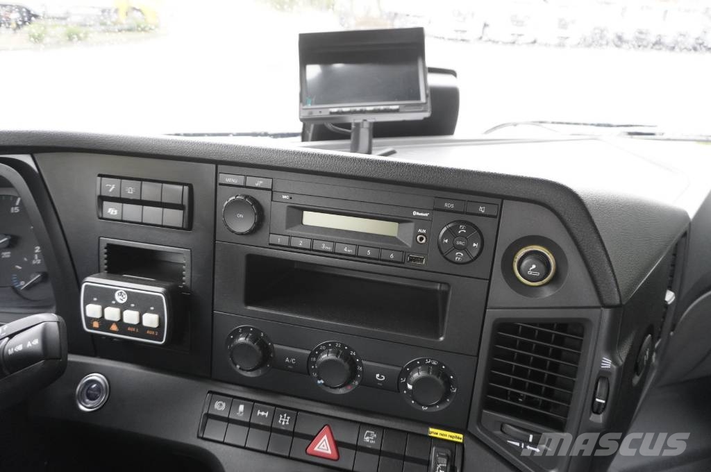 Mercedes-Benz Arocs 1833 4×2 / 50 tho. km! / HIAB X-HIPRO 192 ES Platformos/ Pakrovimas iš šono