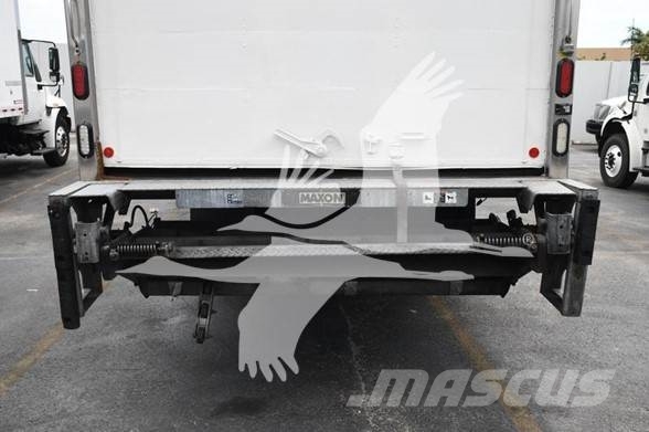 Freightliner BUSINESS CLASS M2 106 건설 장비 - 기타