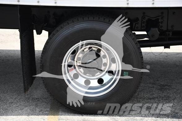 Freightliner BUSINESS CLASS M2 106 건설 장비 - 기타