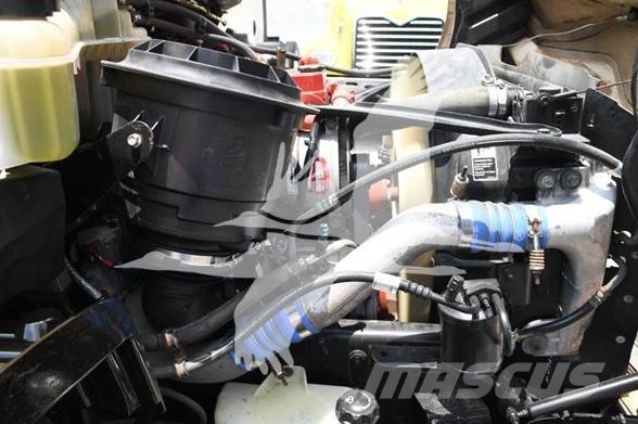 Freightliner BUSINESS CLASS M2 106 건설 장비 - 기타