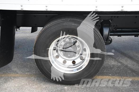 Freightliner BUSINESS CLASS M2 106 건설 장비 - 기타
