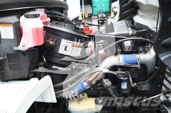 Freightliner BUSINESS CLASS M2 106 건설 장비 - 기타