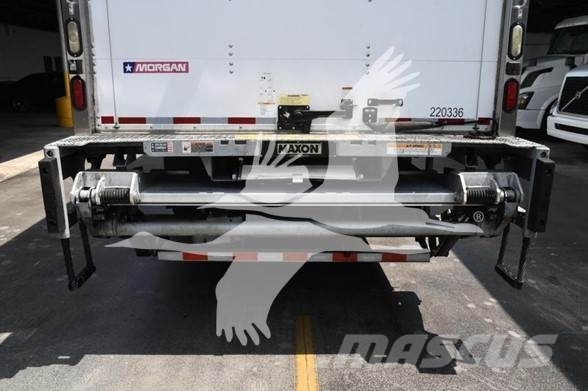 Freightliner BUSINESS CLASS M2 106 건설 장비 - 기타