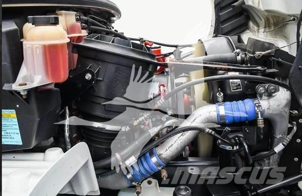 Freightliner BUSINESS CLASS M2 106 건설 장비 - 기타