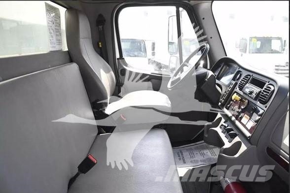 Freightliner BUSINESS CLASS M2 106 건설 장비 - 기타