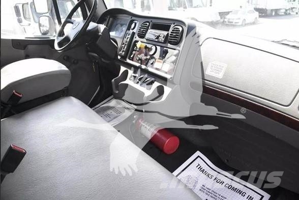 Freightliner BUSINESS CLASS M2 106 건설 장비 - 기타