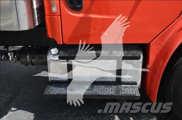 Freightliner BUSINESS CLASS M2 106 건설 장비 - 기타