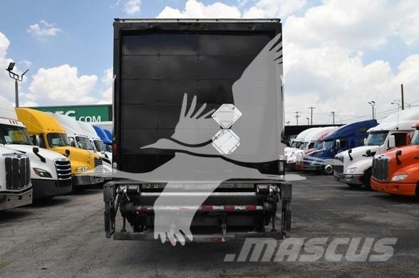 Freightliner BUSINESS CLASS M2 106 건설 장비 - 기타