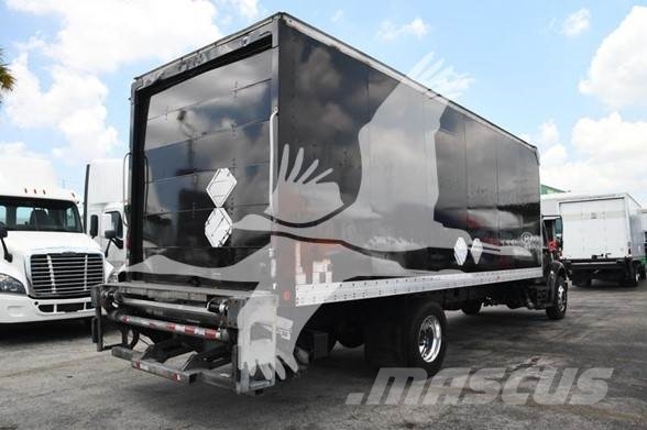 Freightliner BUSINESS CLASS M2 106 건설 장비 - 기타