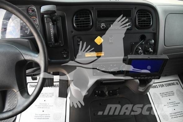 Freightliner BUSINESS CLASS M2 106 건설 장비 - 기타
