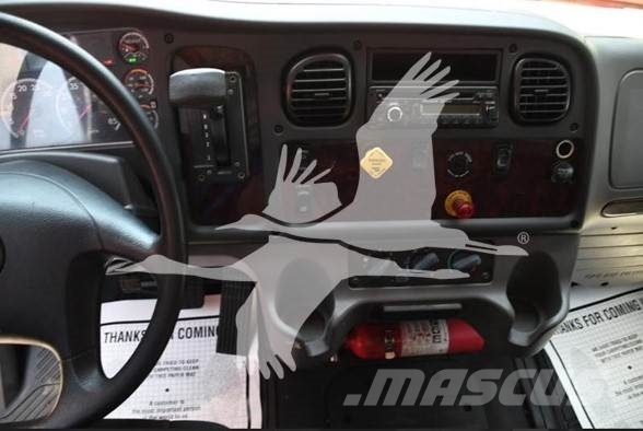 Freightliner BUSINESS CLASS M2 106 건설 장비 - 기타