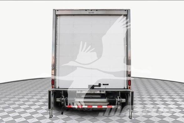 Freightliner BUSINESS CLASS M2 106 건설 장비 - 기타