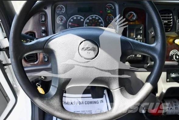 Freightliner BUSINESS CLASS M2 106 건설 장비 - 기타