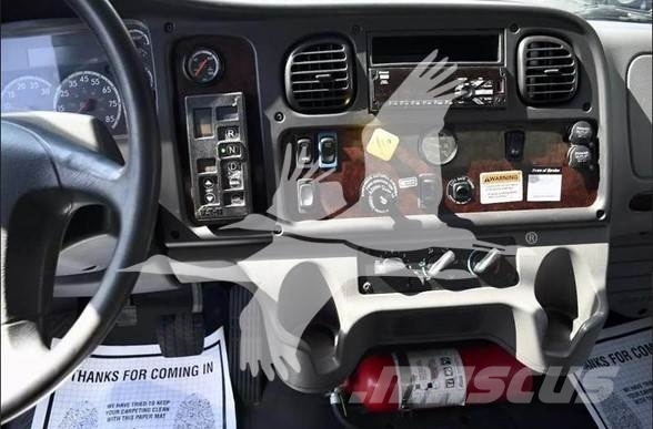 Freightliner BUSINESS CLASS M2 106 건설 장비 - 기타