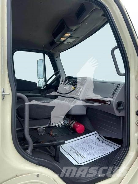 Freightliner BUSINESS CLASS M2 106 건설 장비 - 기타
