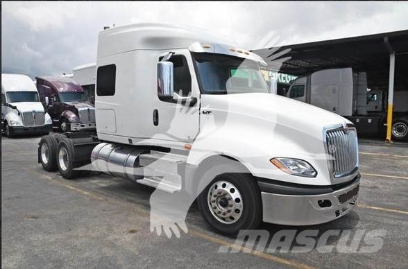 International LT Prime Movers