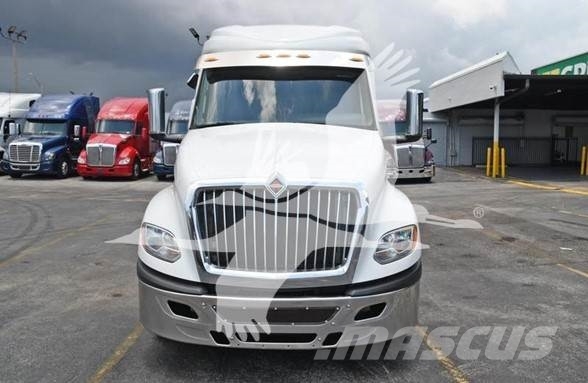 International LT Prime Movers