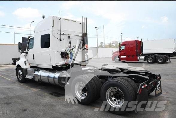 International LT Prime Movers