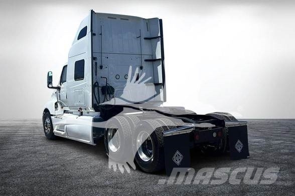 International LT Prime Movers
