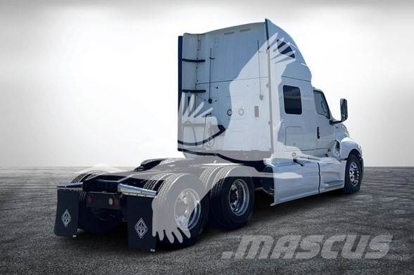 International LT Prime Movers