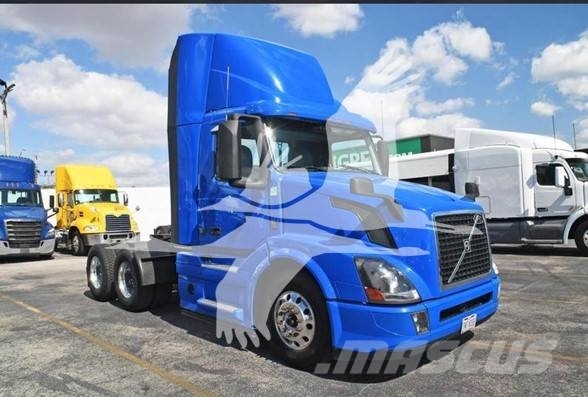 Volvo VNL42T300 Tegljači