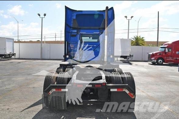 Volvo VNL42T300 Tegljači
