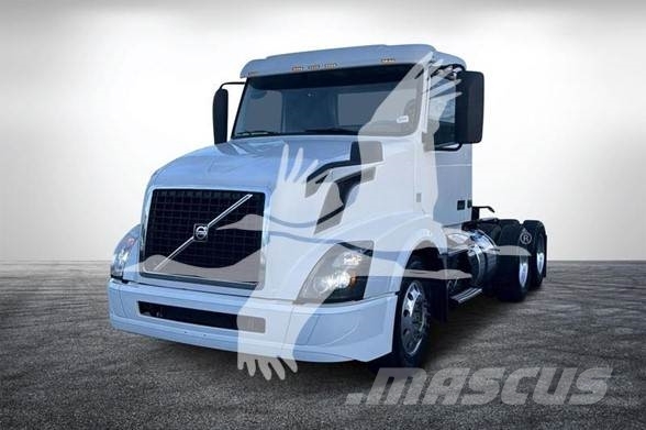 Volvo VNL62T300 曳引機組件
