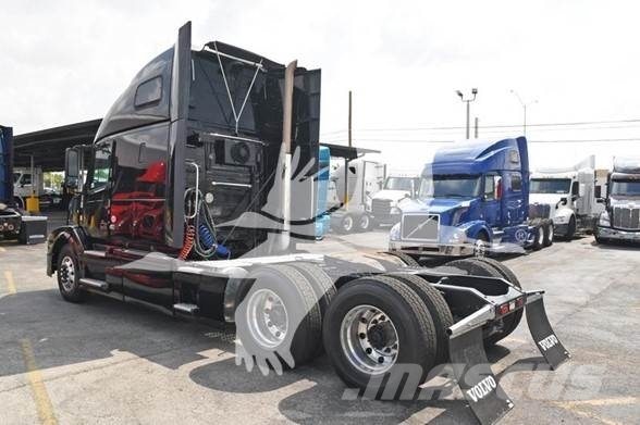 Volvo VNL64T300 Tegljači