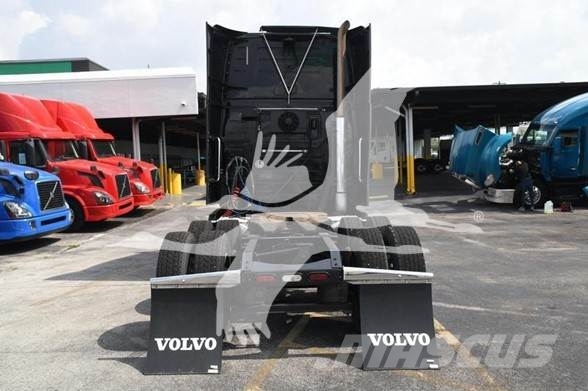 Volvo VNL64T300 Tegljači