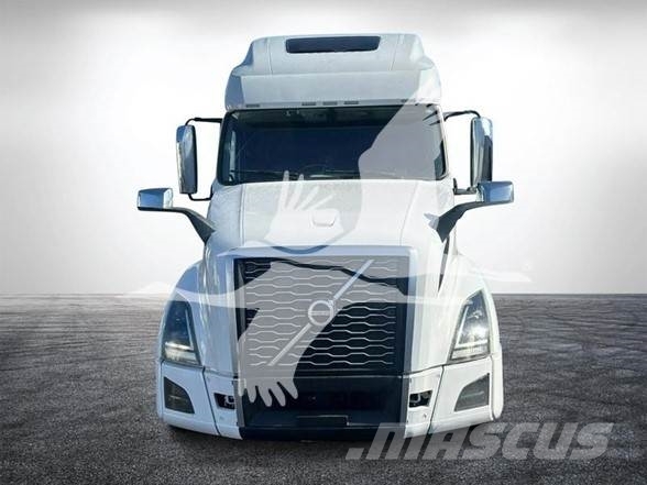 Volvo VNL64T300 Tegljači