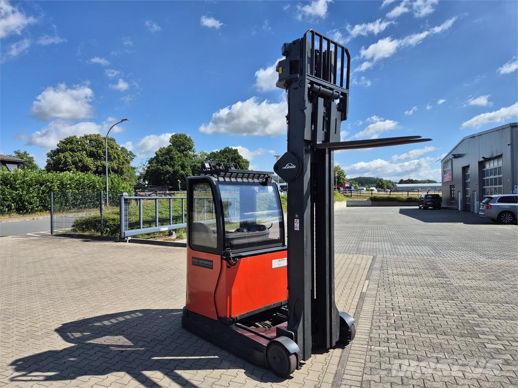 Linde R20HD-01 리치 트럭