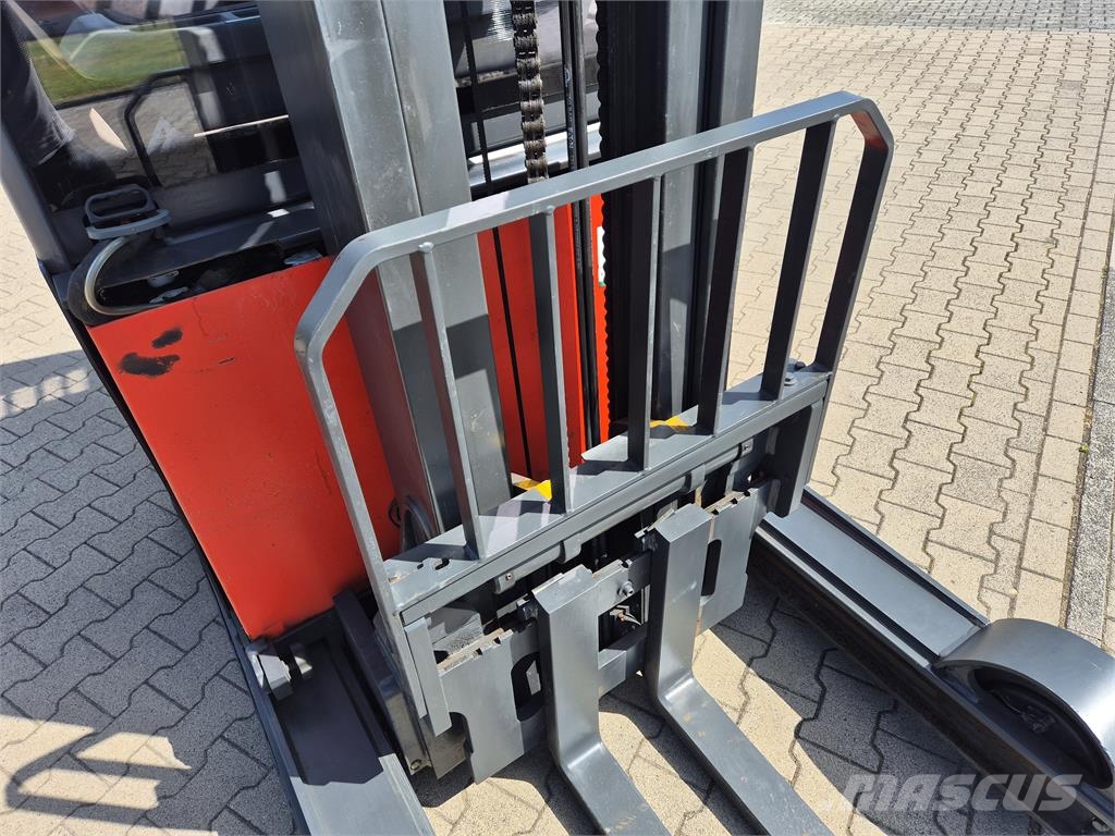 Linde R20HD-01 Lükandmastiga tõstukid