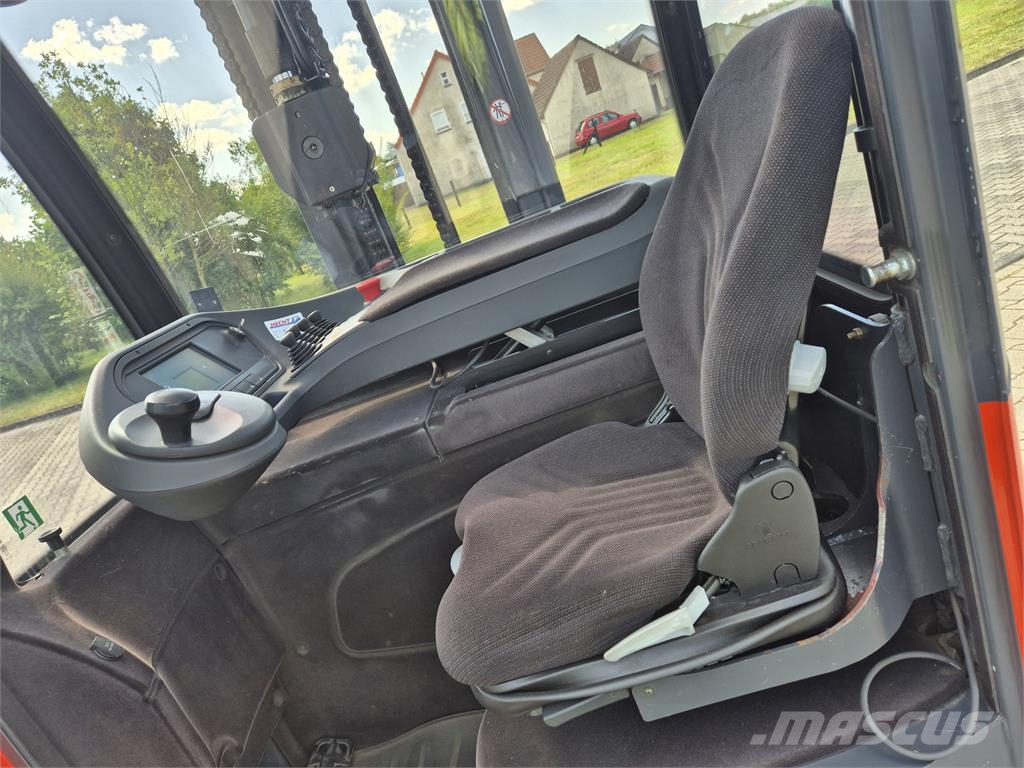 Linde R20HD-01 리치 트럭