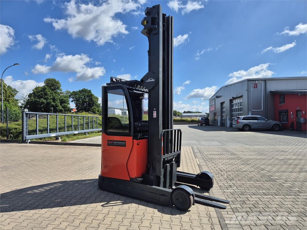 Linde R20HD-01 Reach truck