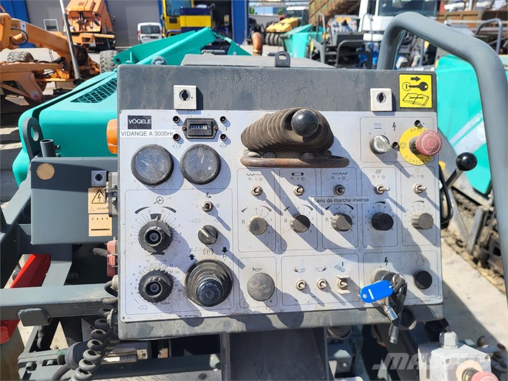 Vögele SUPER 800 Statyba - Kita