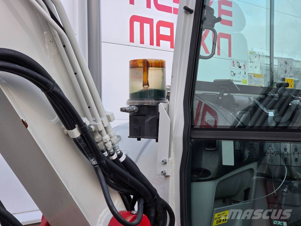 Takeuchi TB 260 Miniescavatori