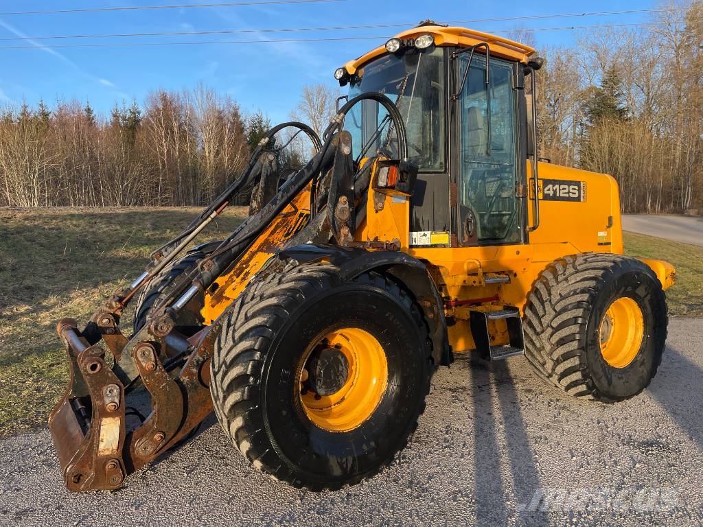 JCB 412S med Stora BM Wheel loaders