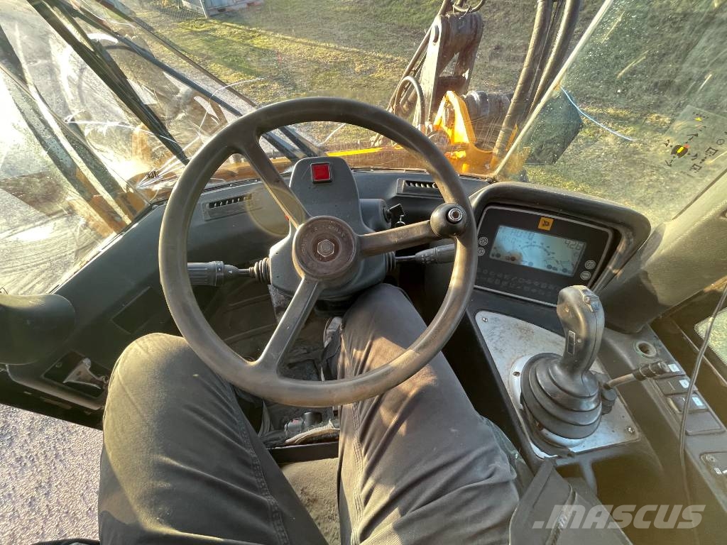 JCB 412S med Stora BM Wheel loaders