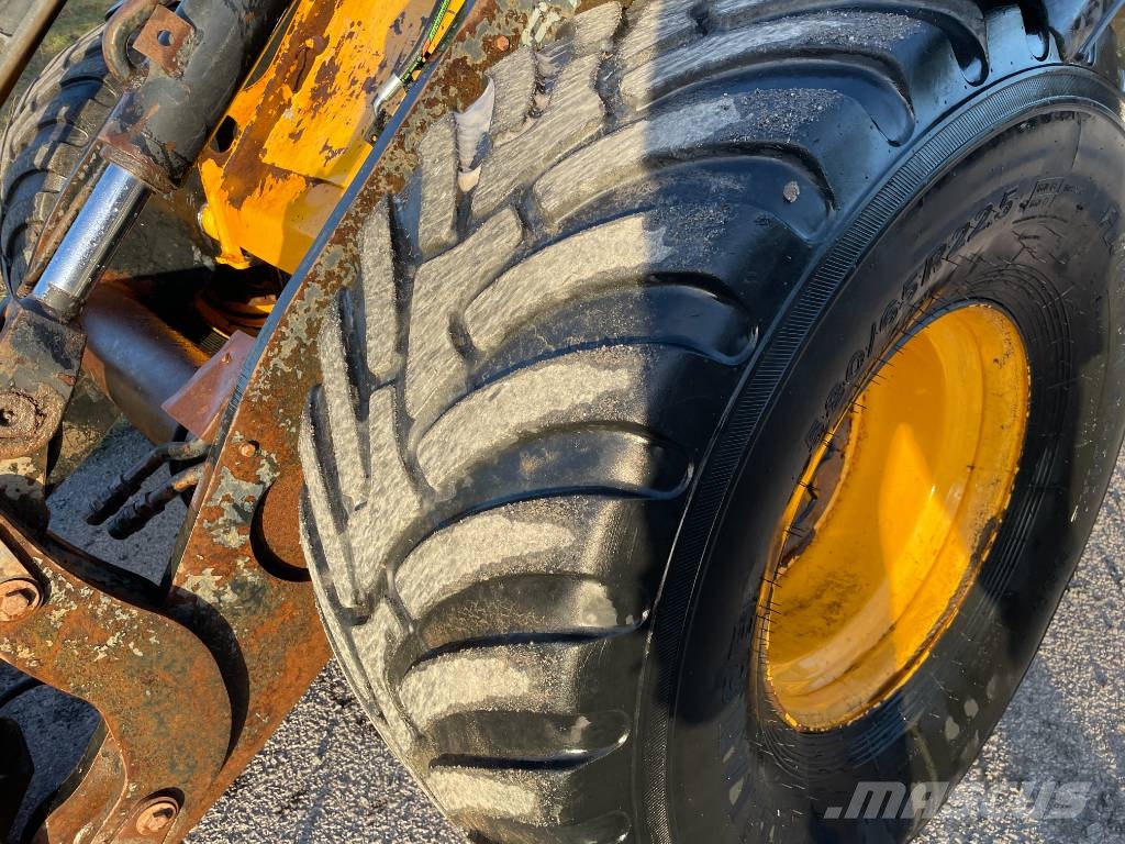 JCB 412S med Stora BM Wheel loaders