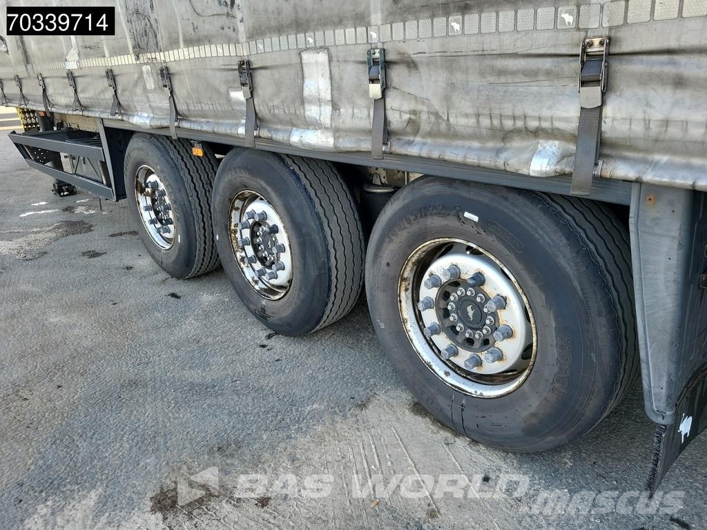 Schmitz Cargobull SCB*S3T 3 axles Sliding Roof Брезентови полуремаркета