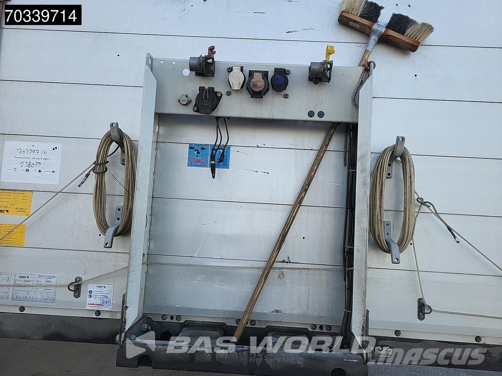 Schmitz Cargobull SCB*S3T 3 axles Sliding Roof Брезентови полуремаркета
