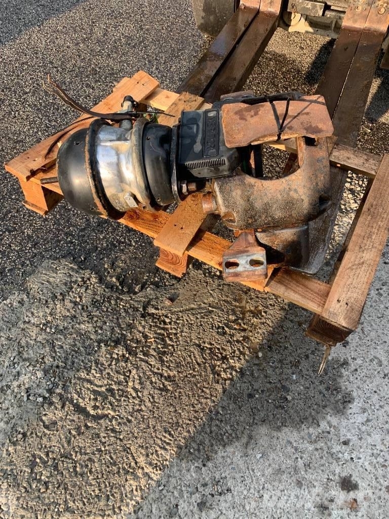 Volvo hamulec parkingowy A30D A35D Break calliper to agr Kočnice