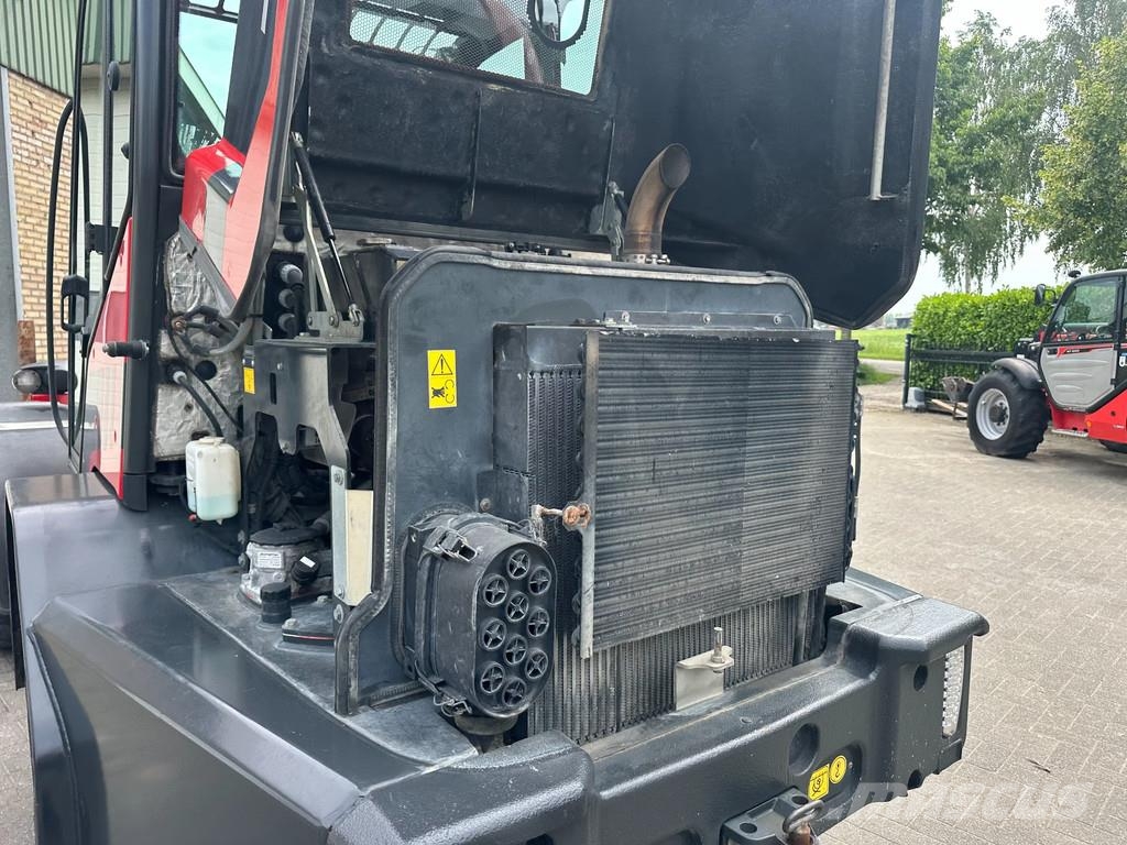 Schäffer T6680 Teleskopiska hjullastare
